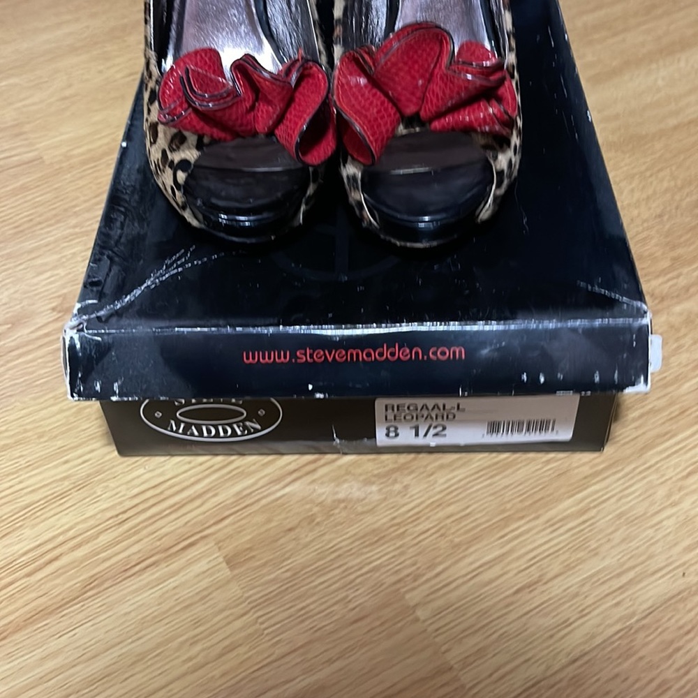 Steve Madden Regaal-L Leopard Print With Red Bow - image 3